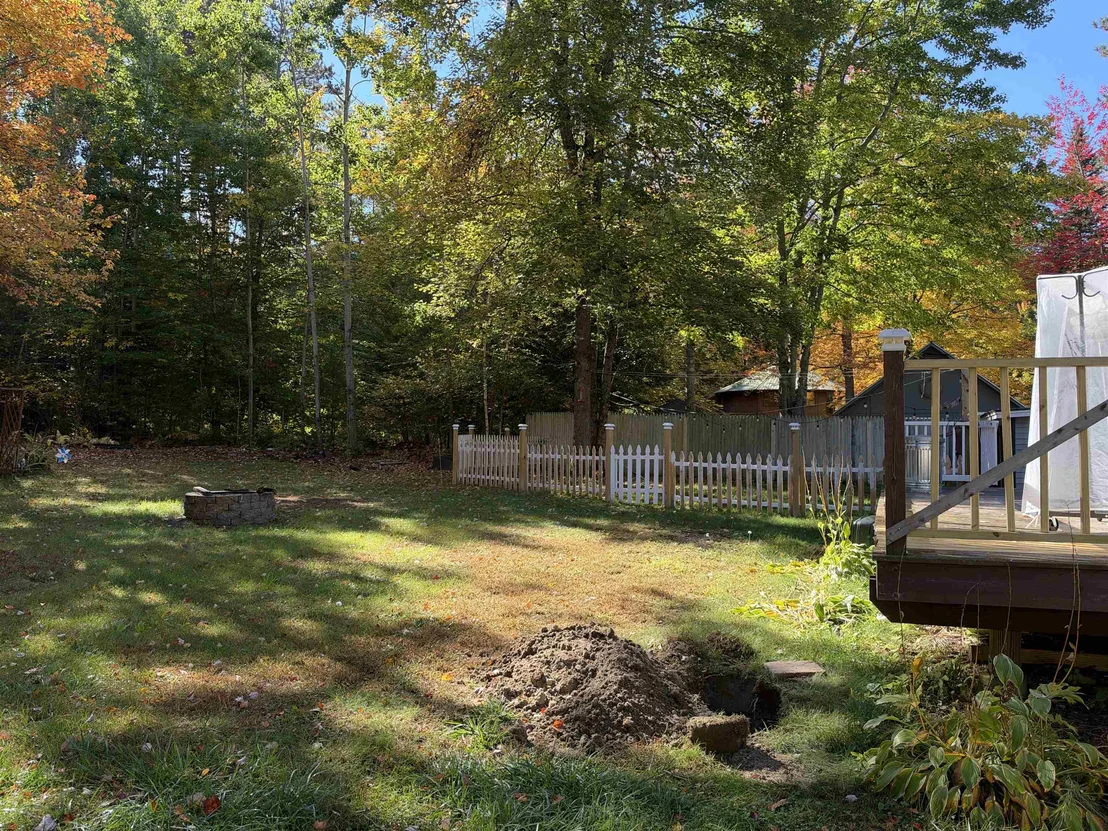Photo of 40 White Pond
