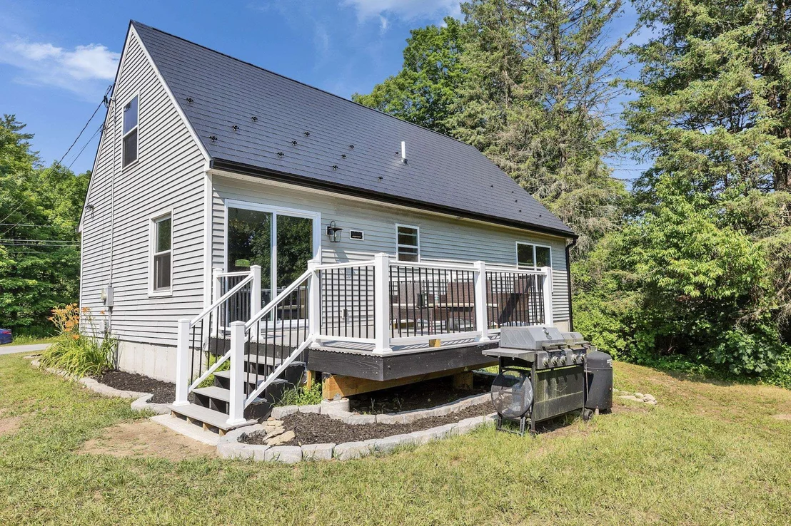 Photo of 229 Back Ashuelot