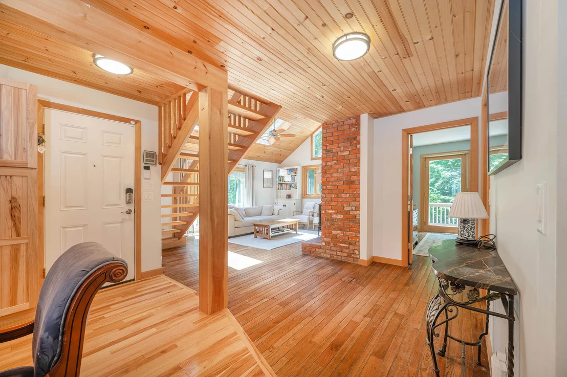 Photo of 32 Highwood
