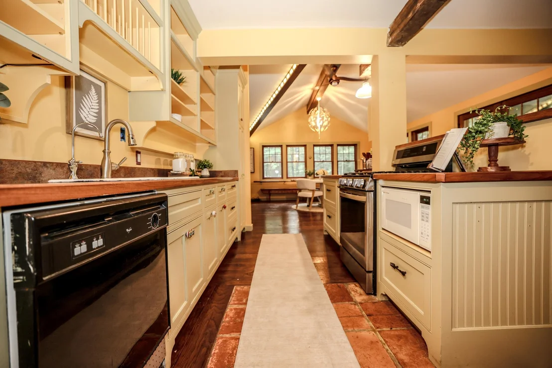 Photo of 15 Ledge