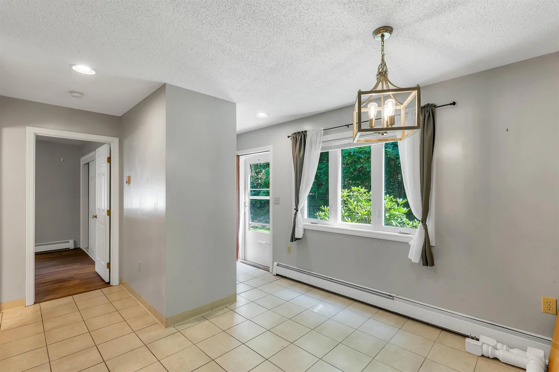 Photo of Unit 1 at 36 Circle