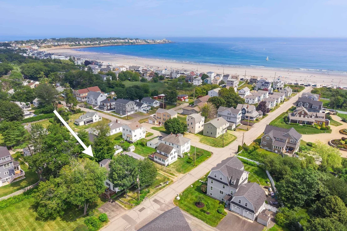 Photo of 35 Beacon