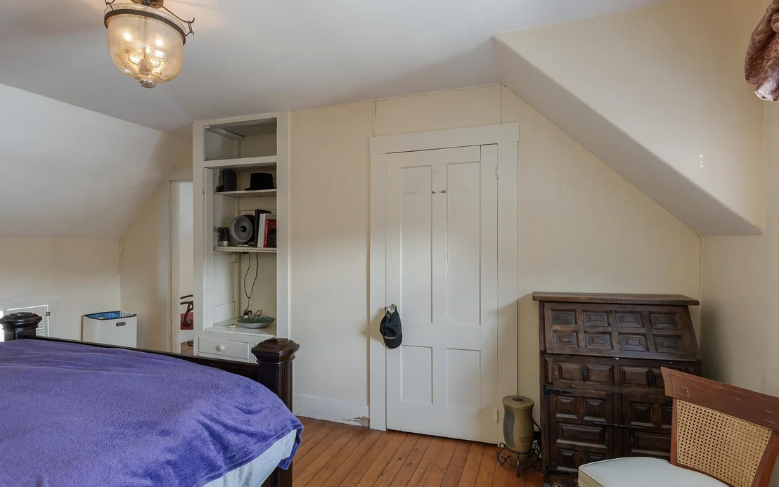 Photo of 658 Main