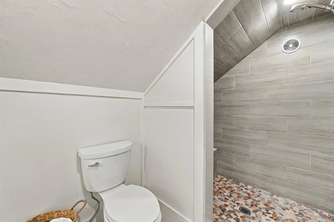 Photo of 5 Chase