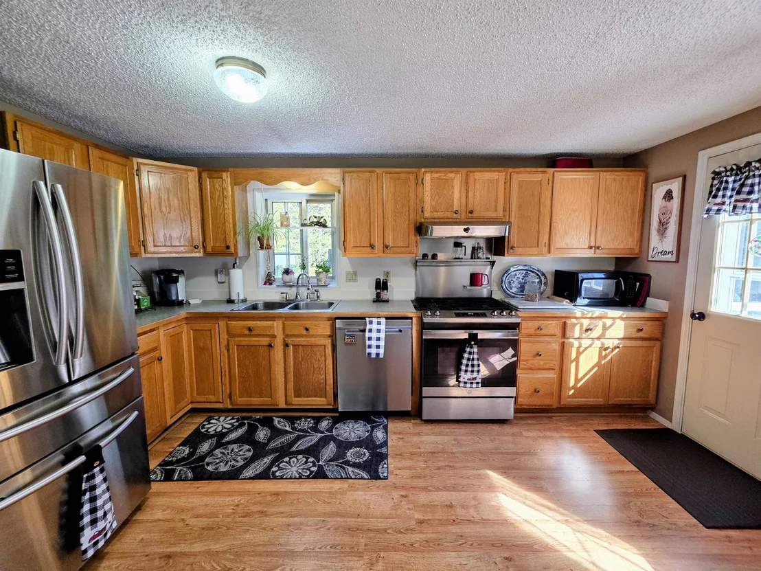 Photo of 255 Gray