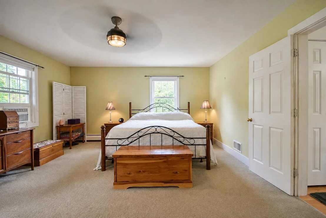 Photo of 60 Lyman