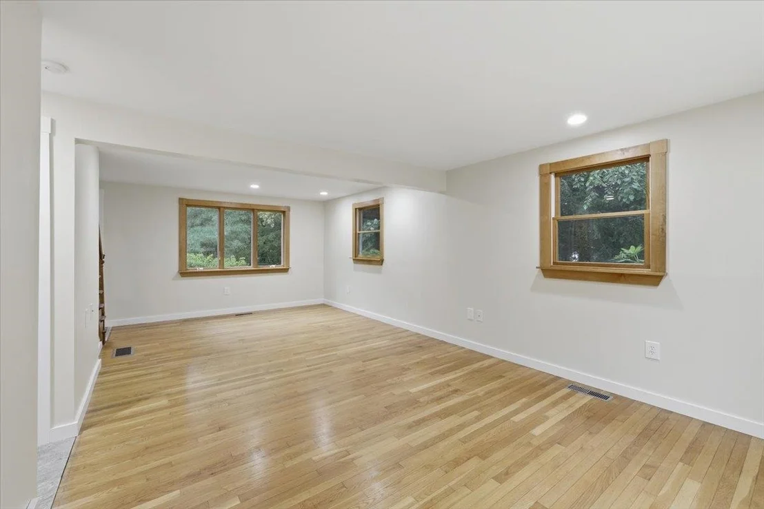 Photo of 16 Lakeview