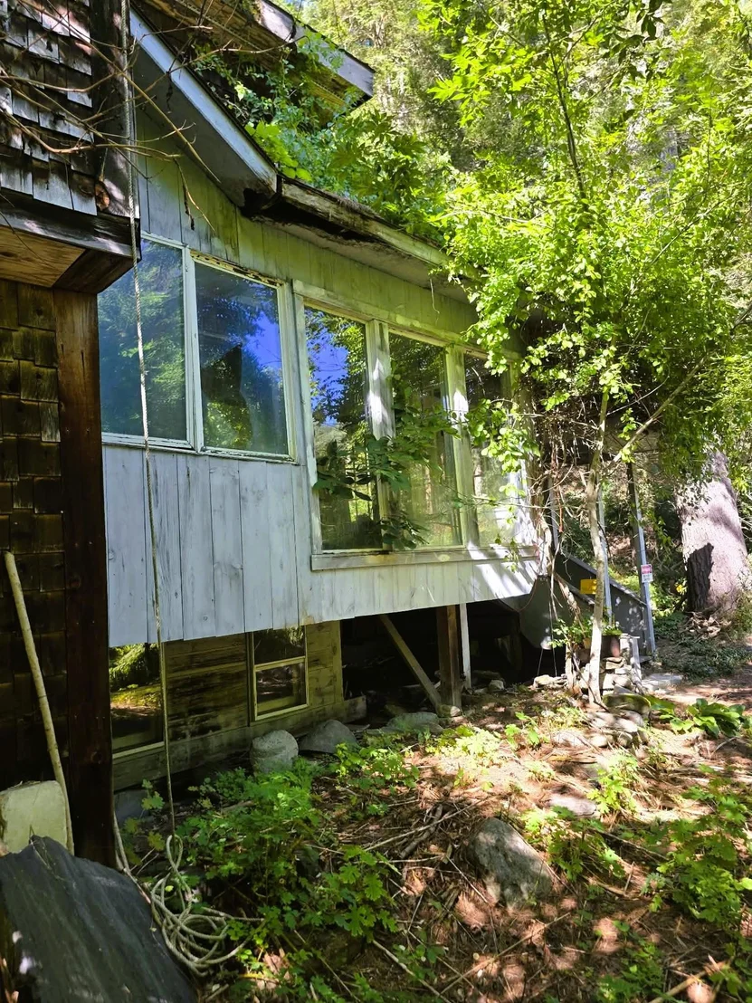 Photo of 1107 Broad Brook