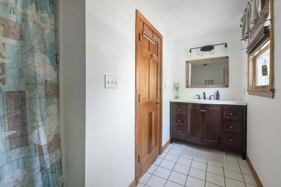 Photo of 35 Beacon