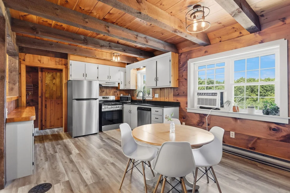 Photo of 498 Brookline