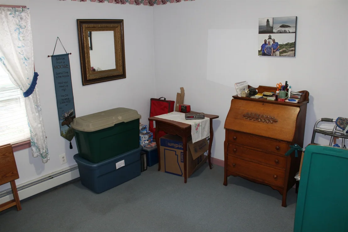 Photo of 8 Holly