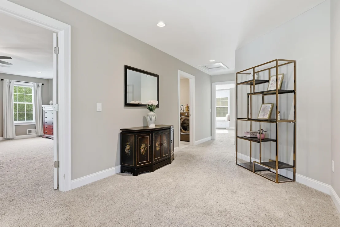 Photo of 28 Lamplighter