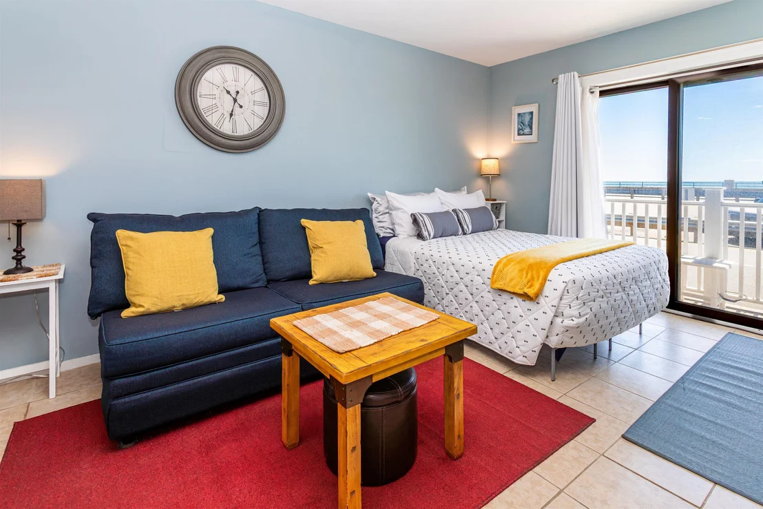 Photo of Unit 103 at 415 Ocean