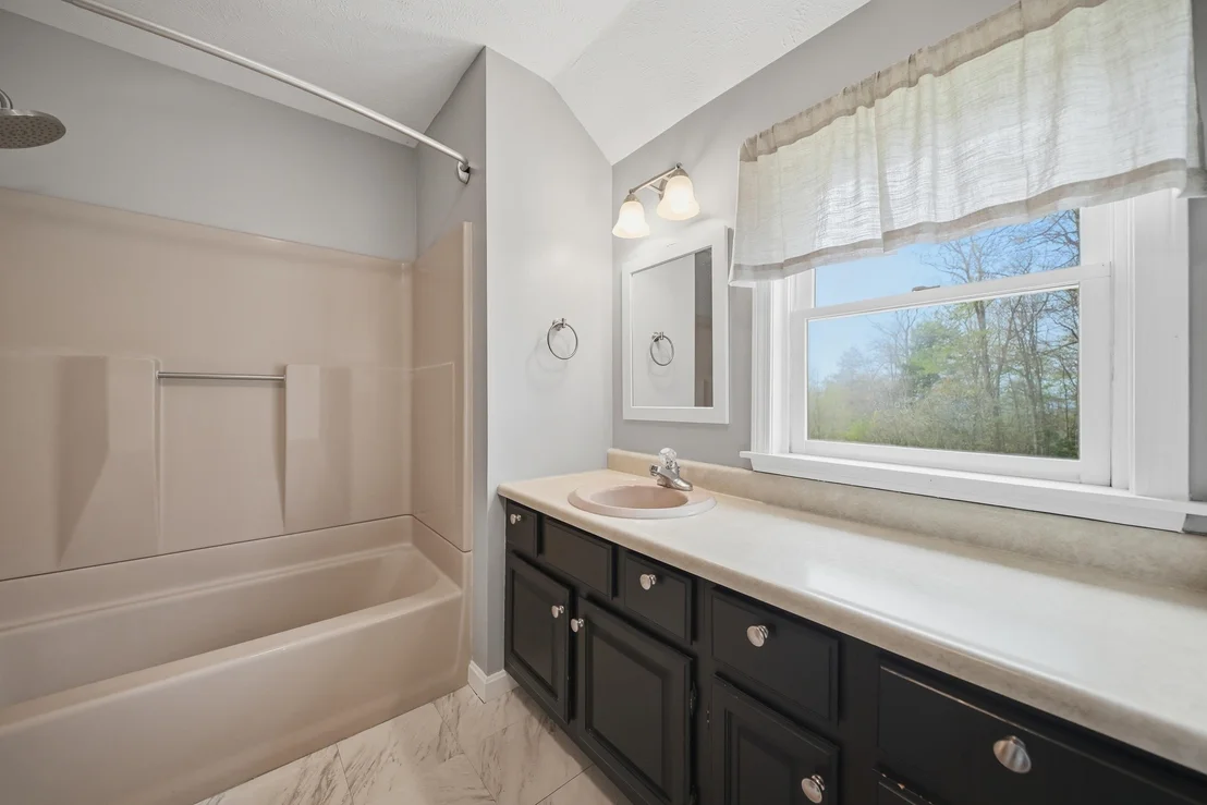 Photo of 142 Forestview