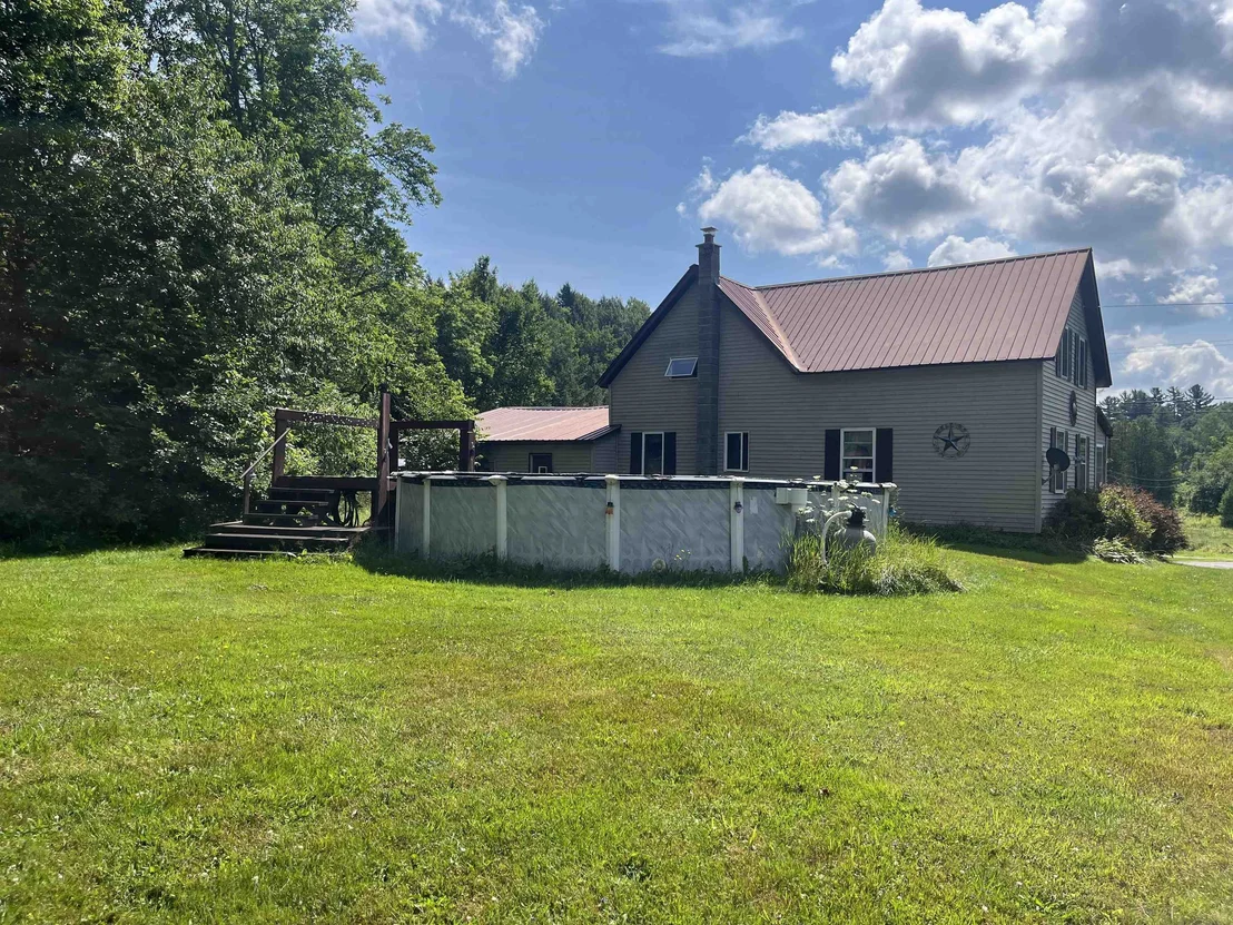 Photo of 1230 Roaring Brook