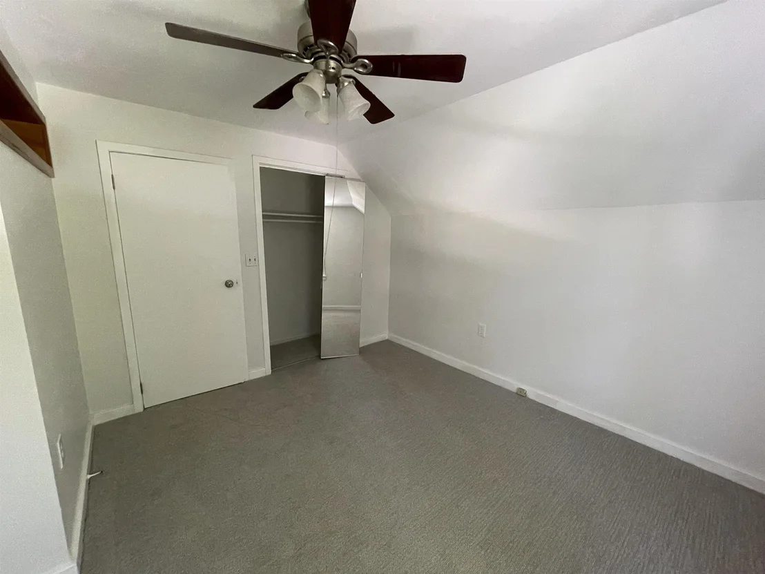 Photo of 32 Pleasant
