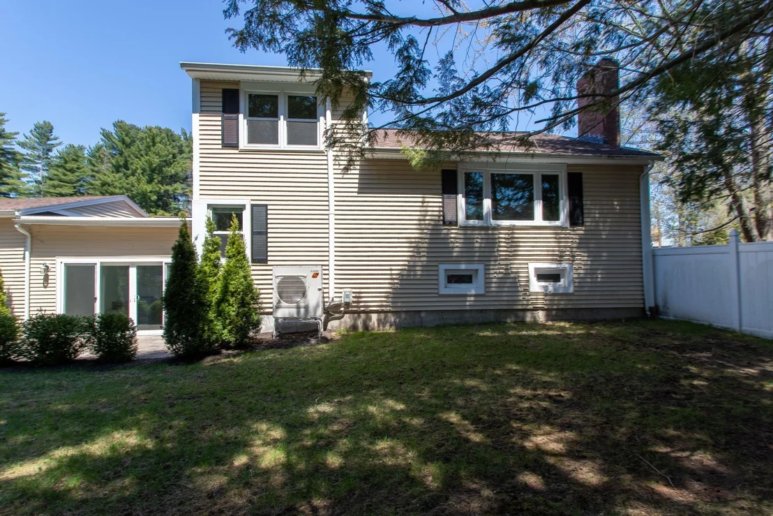 Photo of 9 Carolan