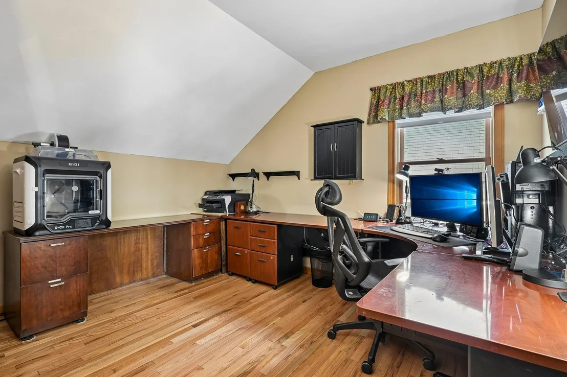 Photo of 76 Holts Point