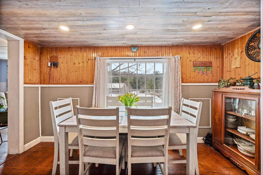 Photo of 684 Union Brook