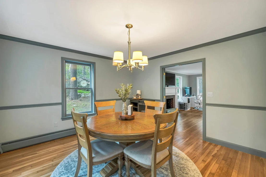 Photo of 9 Meadowview
