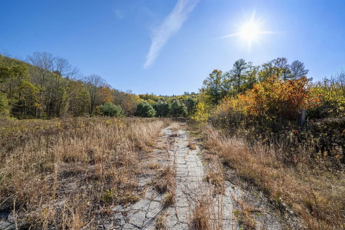 Photo of 126 Monadnock