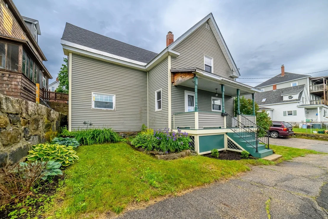 Photo of 266 Madison