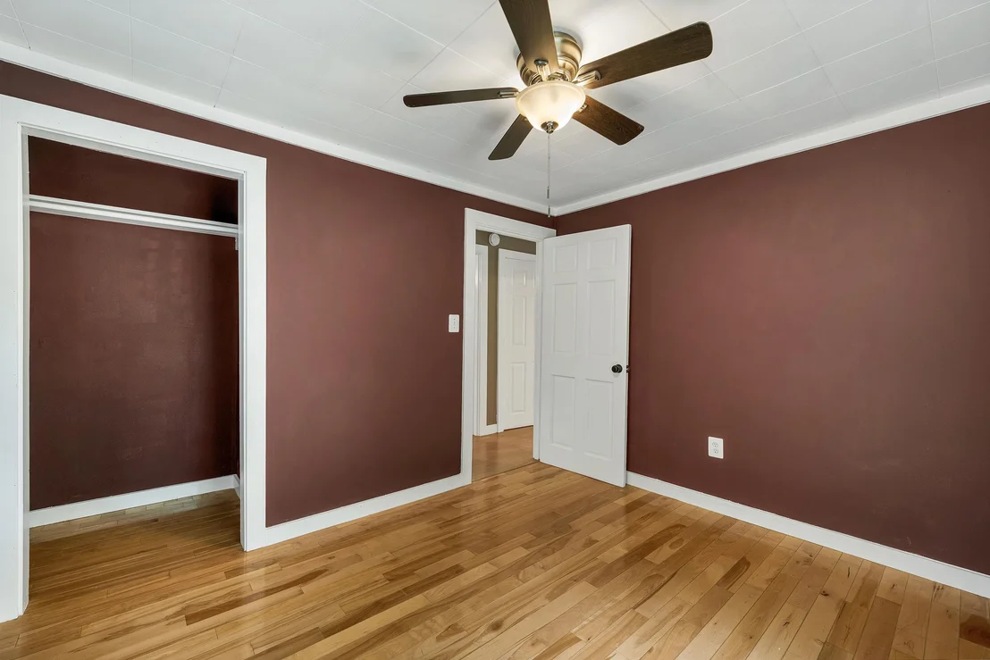 Photo of 91 Oak Hill