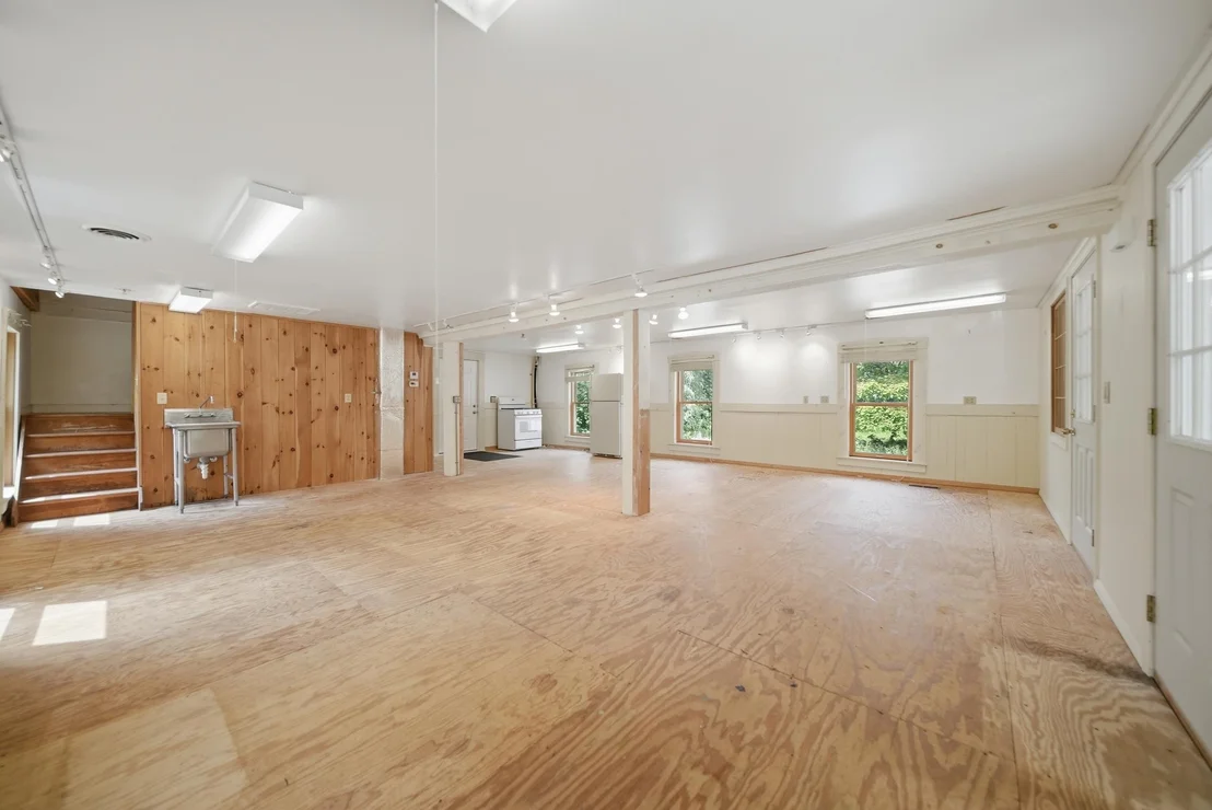 Photo of 60 Old Deerfield