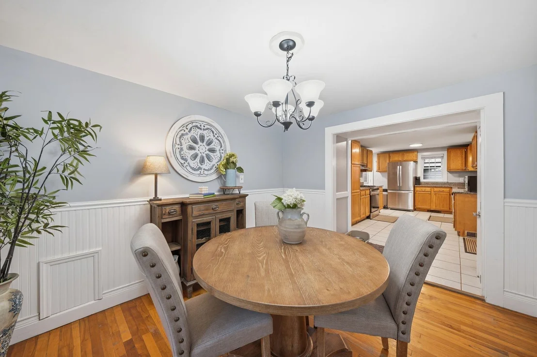 Photo of 18 Maple