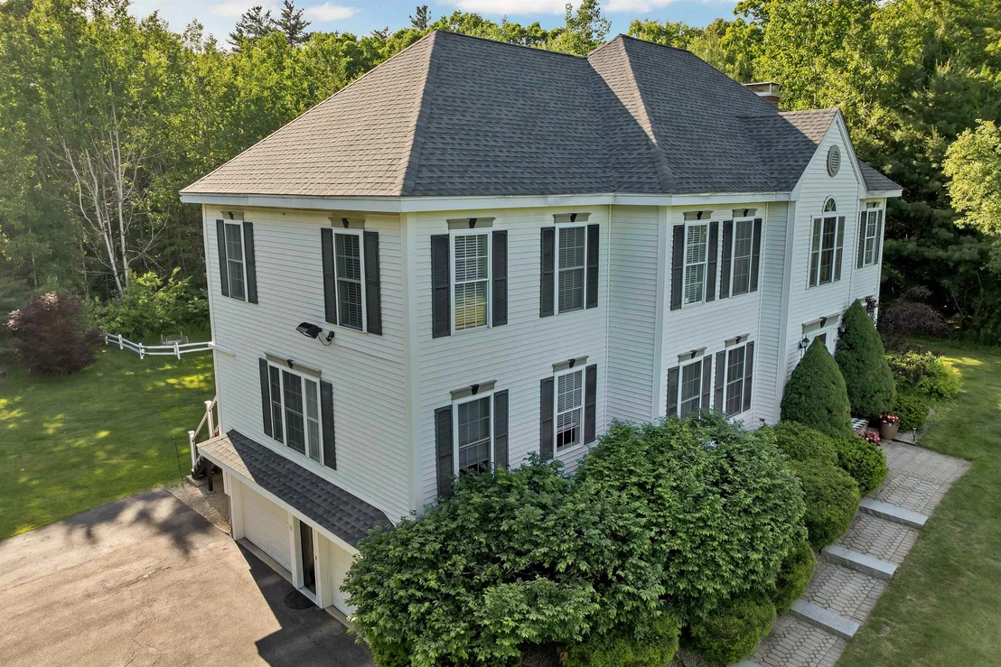 Photo of 12 Longmeadow