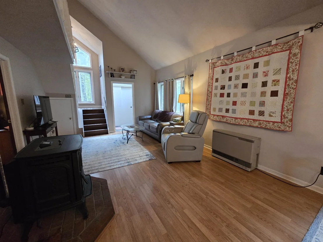 Photo of 6 Sugar Hill
