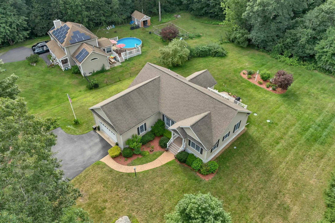 Photo of 112 Pinecrest