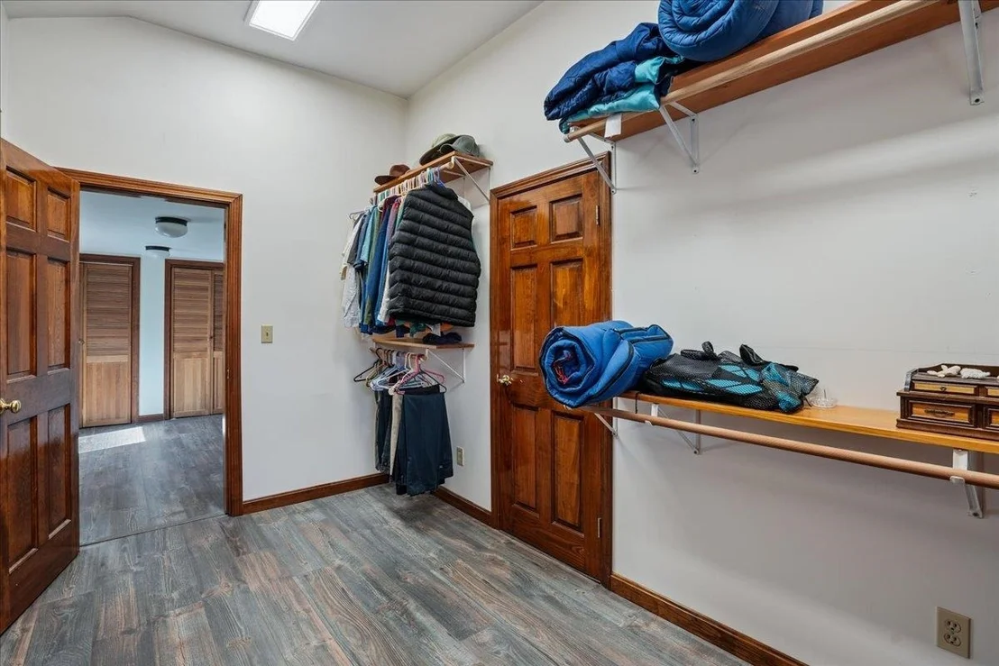 Photo of 326 Lockes Hill