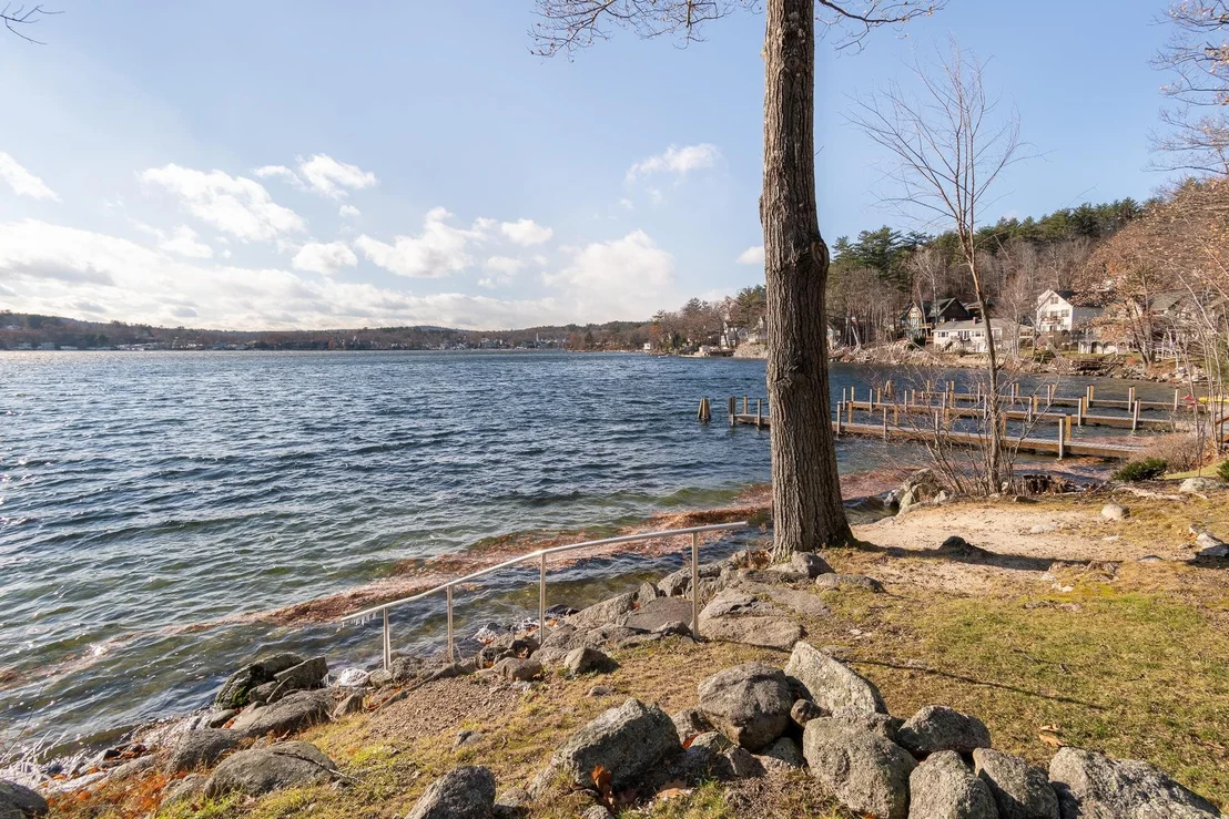 Photo of 8 Oak Knoll