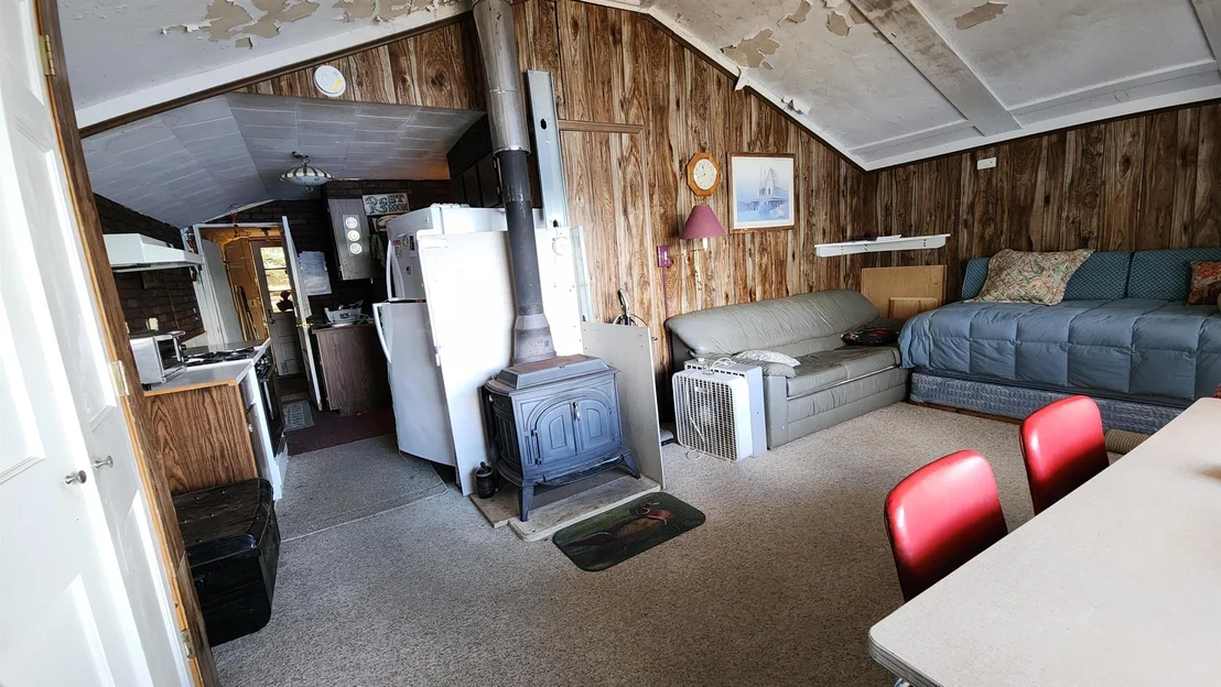 Photo of 36 Johnson