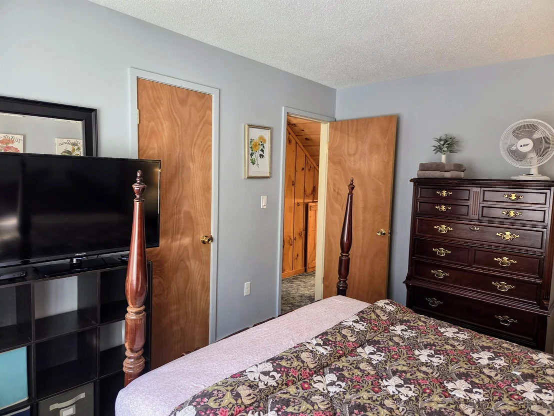 Photo of Unit 2 at 36 Easterly