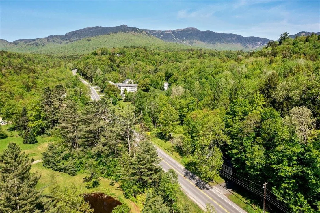 Photo of 4780 Mountain