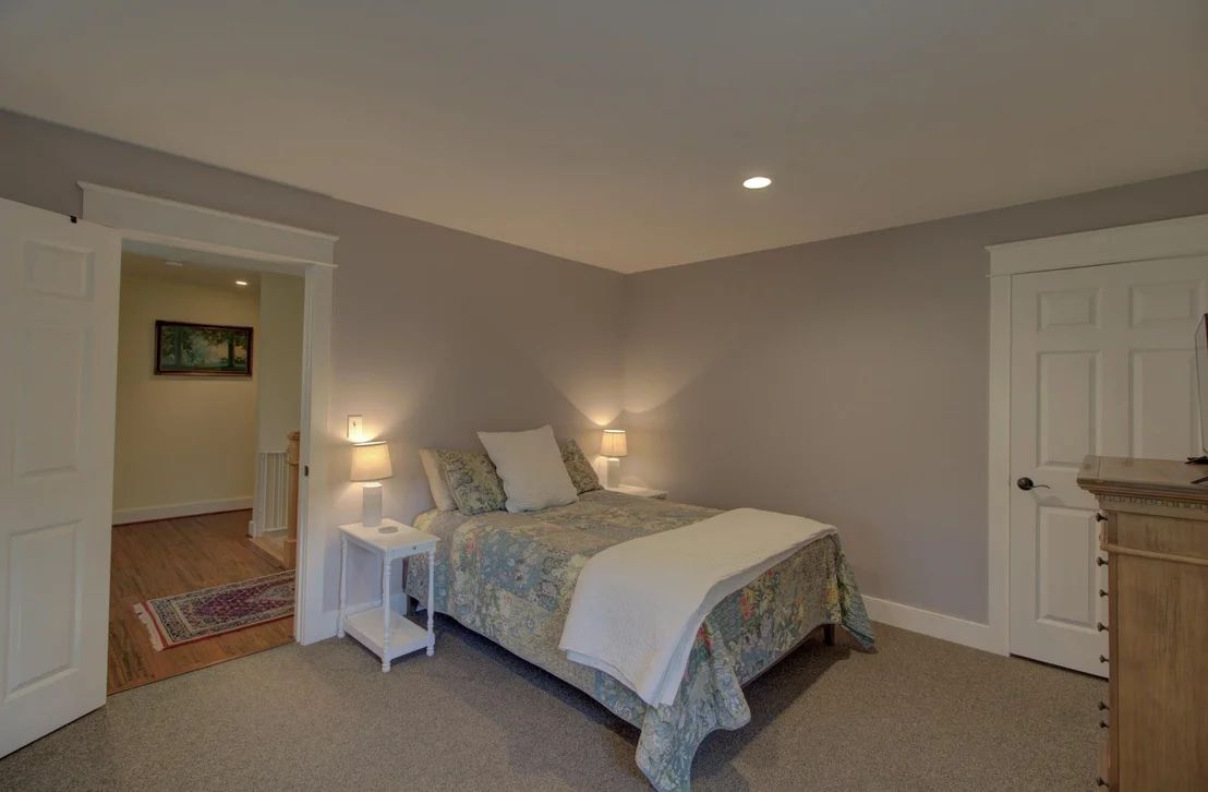 Photo of 9 Cedar