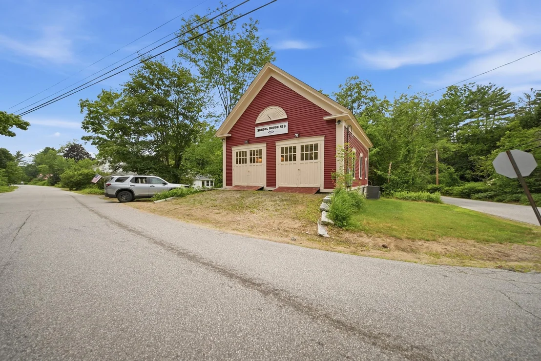 Photo of 60 Old Deerfield