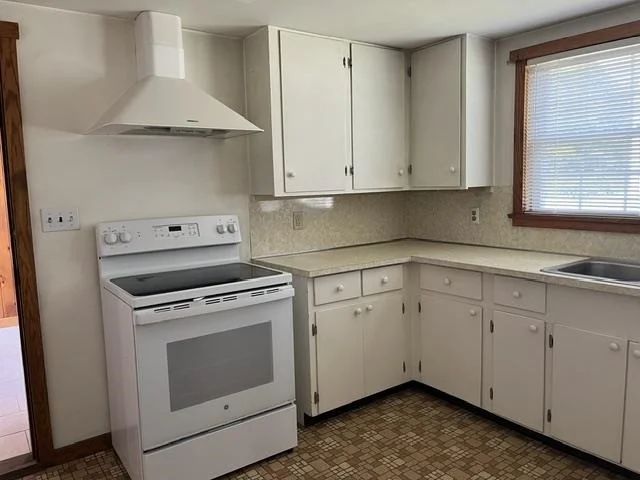 Photo of 98 Greenleaf