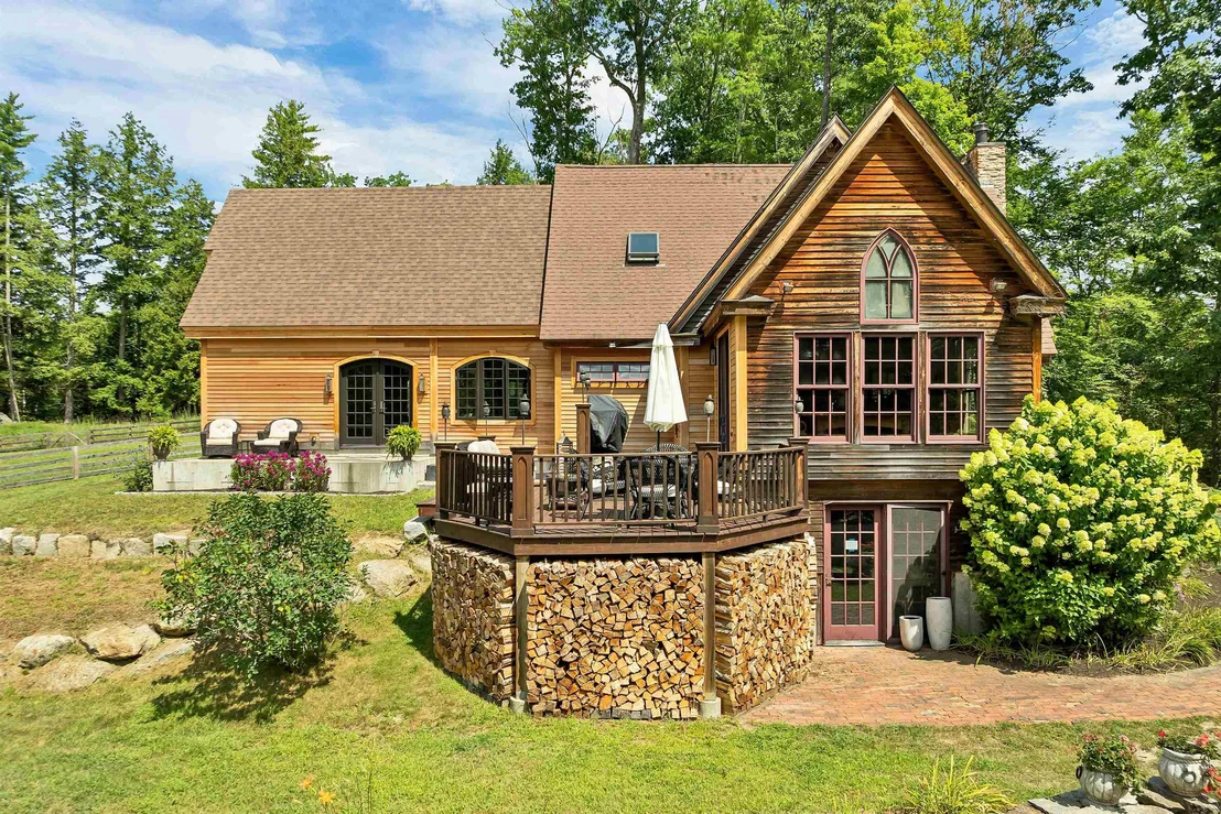 Photo of 661 Deer Meadow