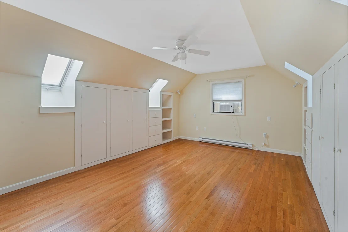Photo of 9 Mountain View