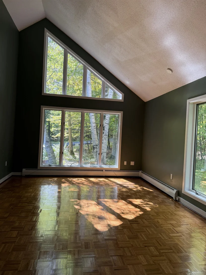 Photo of 58 Buckboard