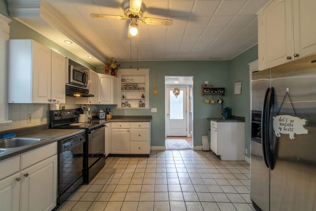 Photo of 44 Taylor