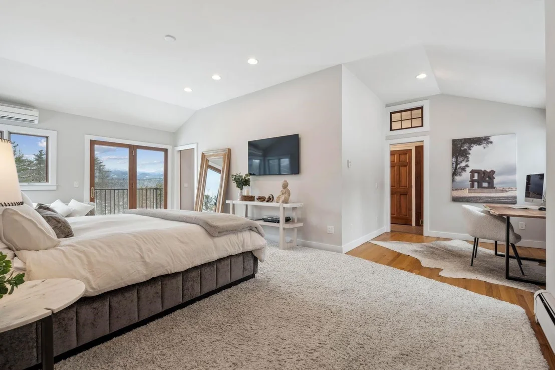 Photo of 108 North Hill
