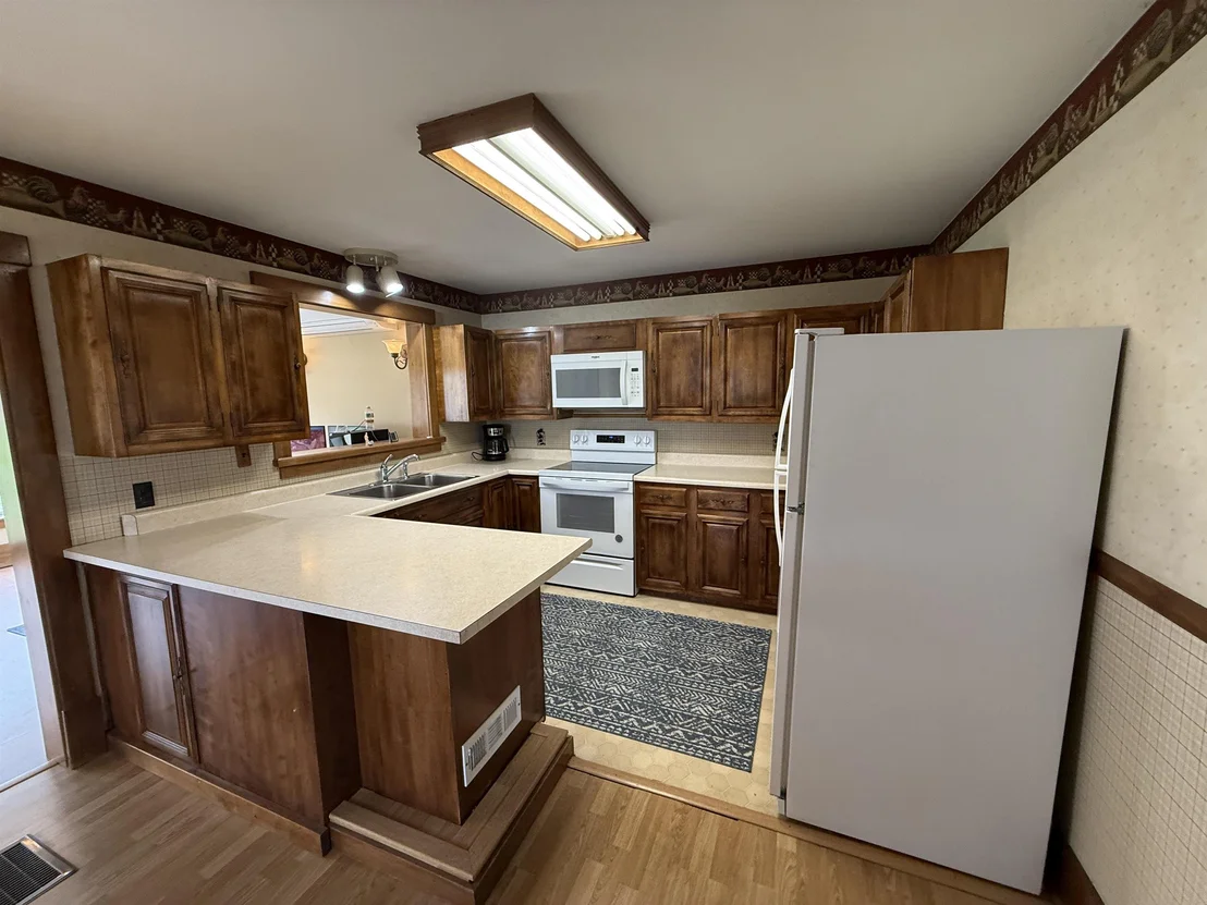 Photo of 220 Hall Stream
