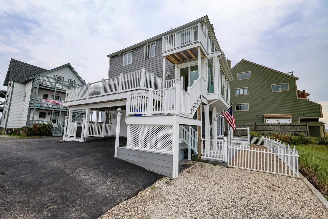 Photo of 583 Ocean