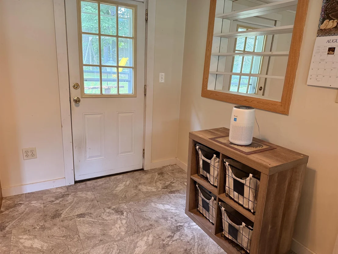Photo of 759 Pond
