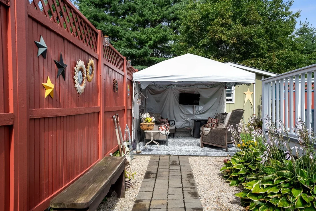 Photo of 351 Dickinson