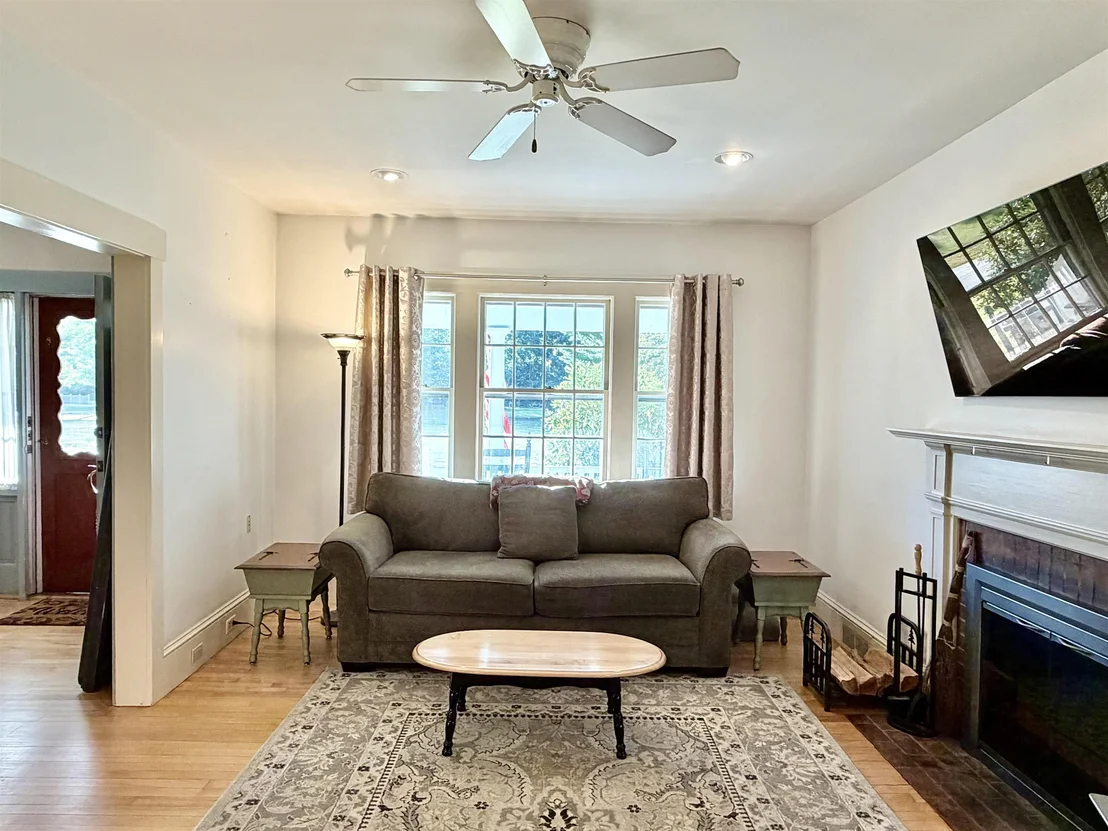Photo of 34 Edgewood